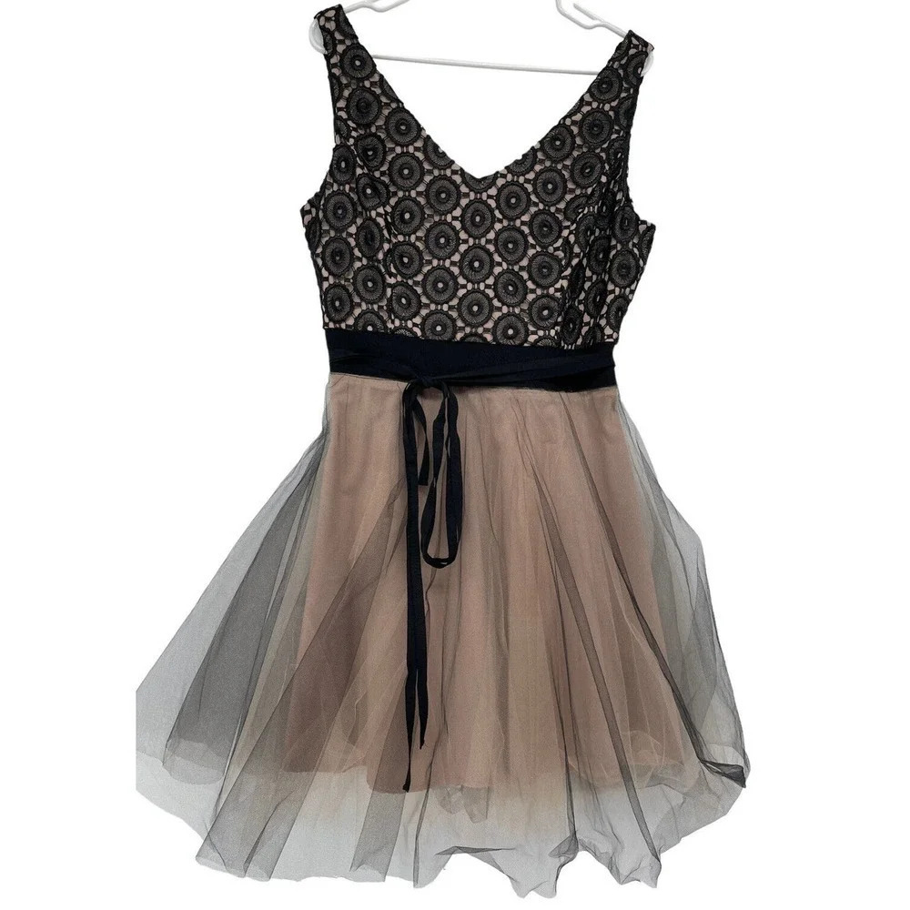 NHA KHANH $640 Black Nude Tulle Kae Princess Party Dress size 16 - Picture 5 of 16